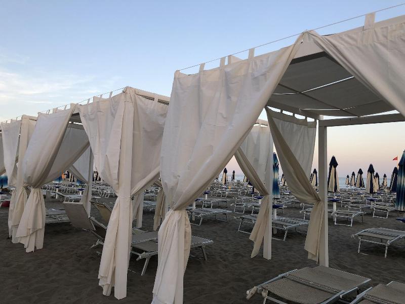 Hotel Mediterraneo Lido di Latina Exterior foto