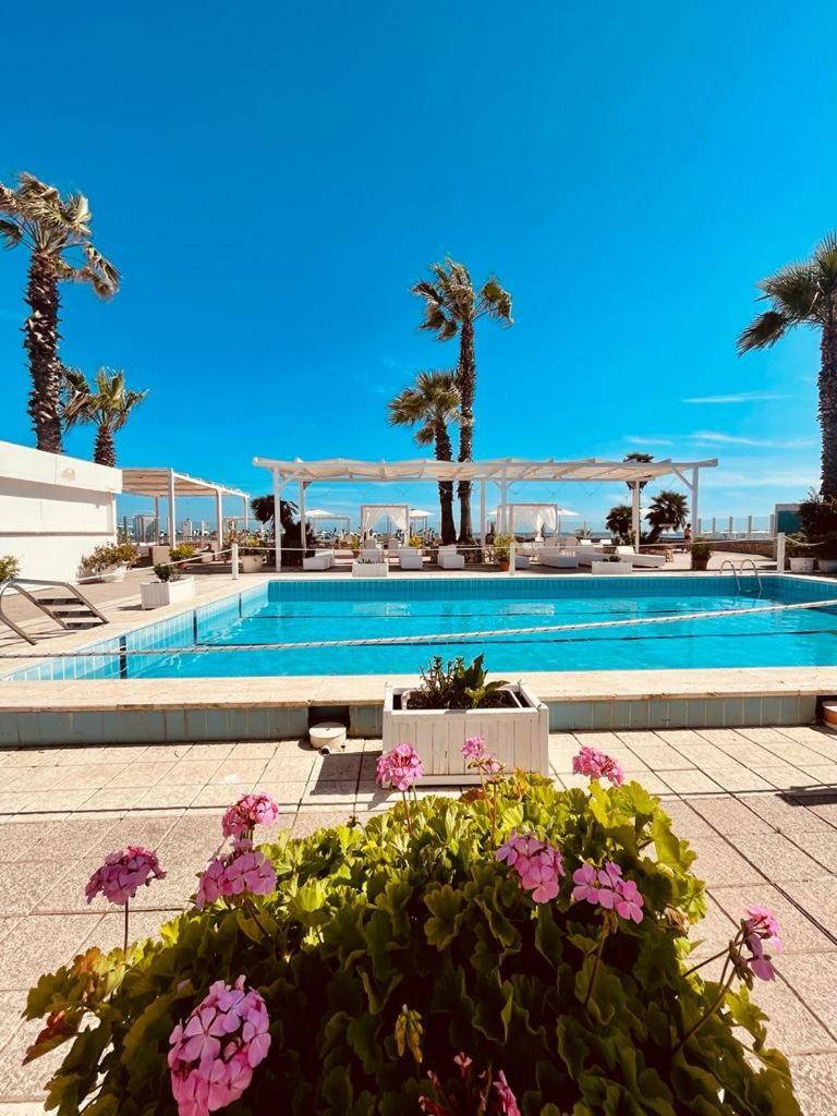 Hotel Mediterraneo Lido di Latina Exterior foto